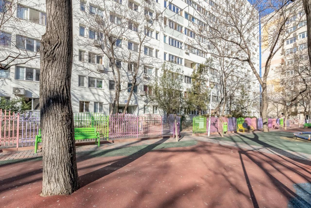 Vlad House Dristor Park Lake Bucharest Exterior photo